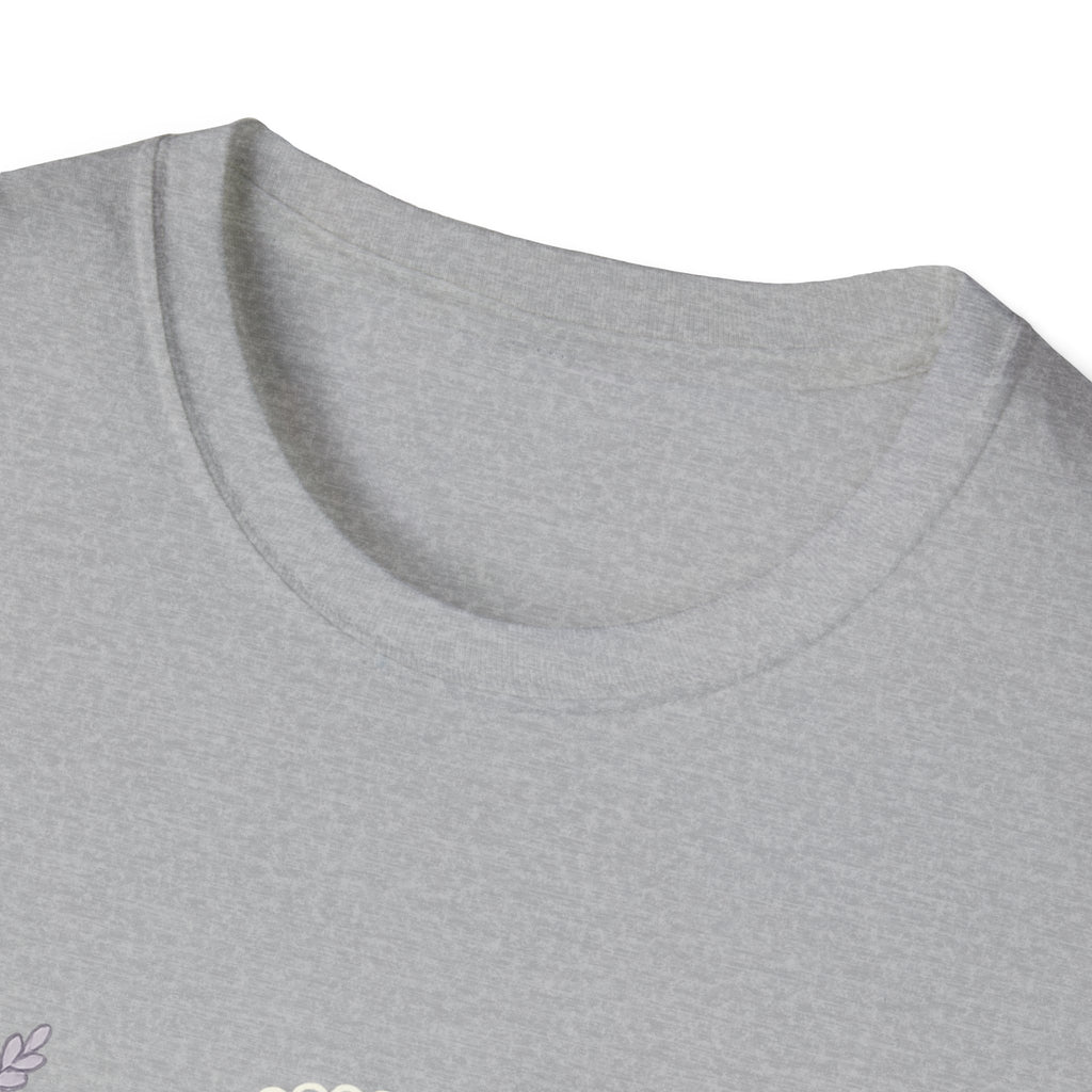 Promoted to Grandma T-Shirt – Cute Floral Unisex Tee