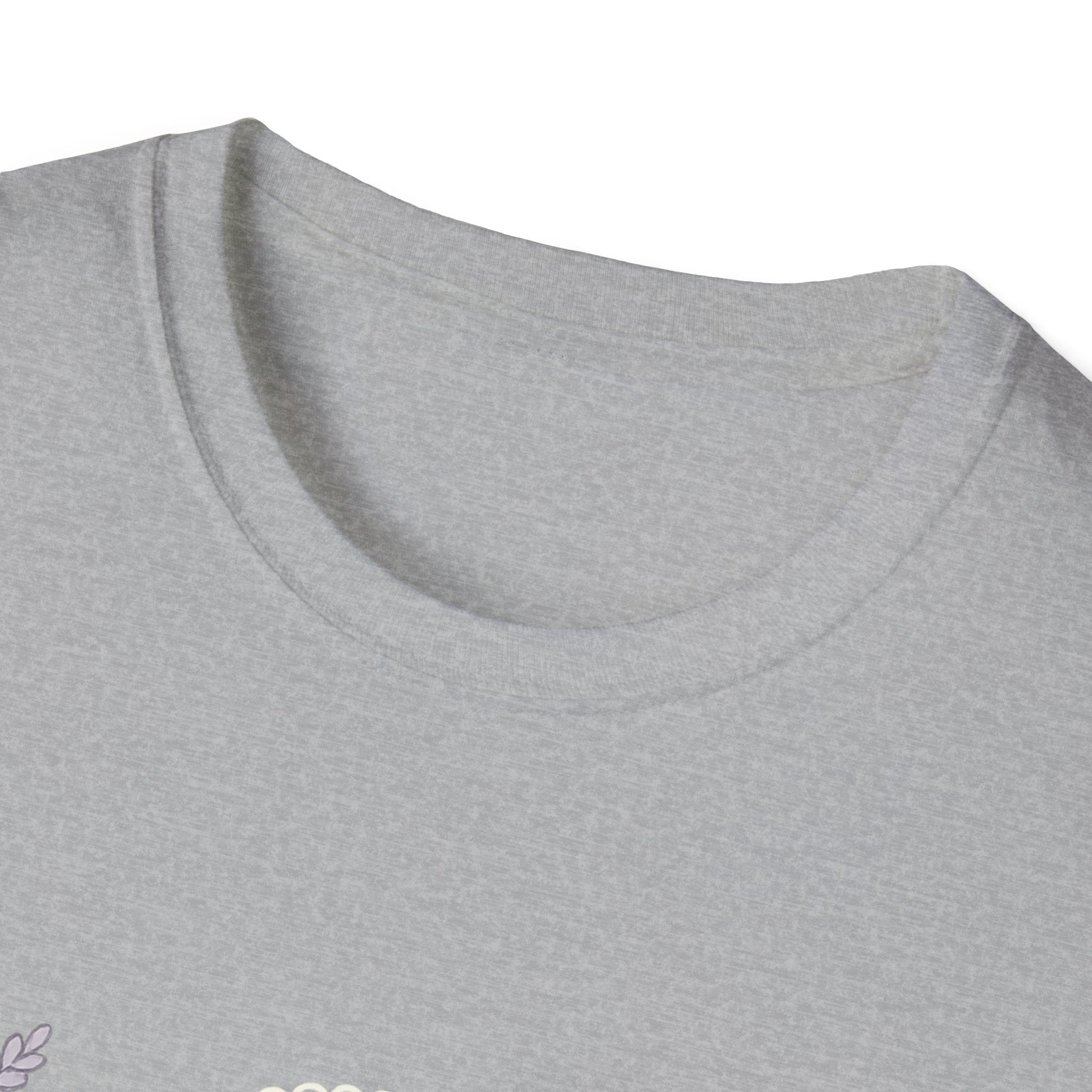 Promoted to Grandma T-Shirt – Cute Floral Unisex Tee